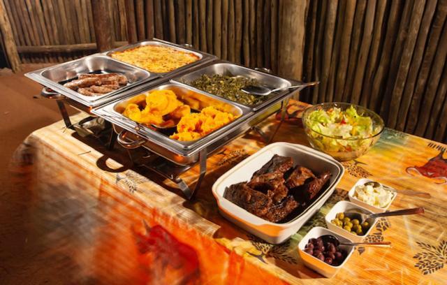 Bongan Safari Lodge Mbabat 外观 照片
